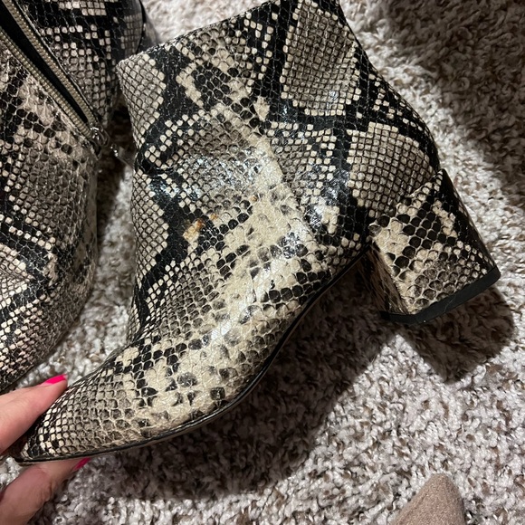 Michael snack booties - Picture 2 of 4